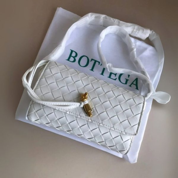 Andiamo Crossbody Bag