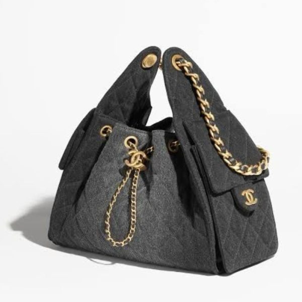 Flap Bag – Classic Quilted Luxury with Timeless Elegance